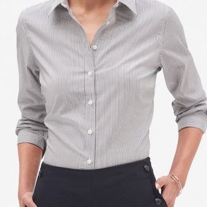 Banana Republic XS Button Up Shirt